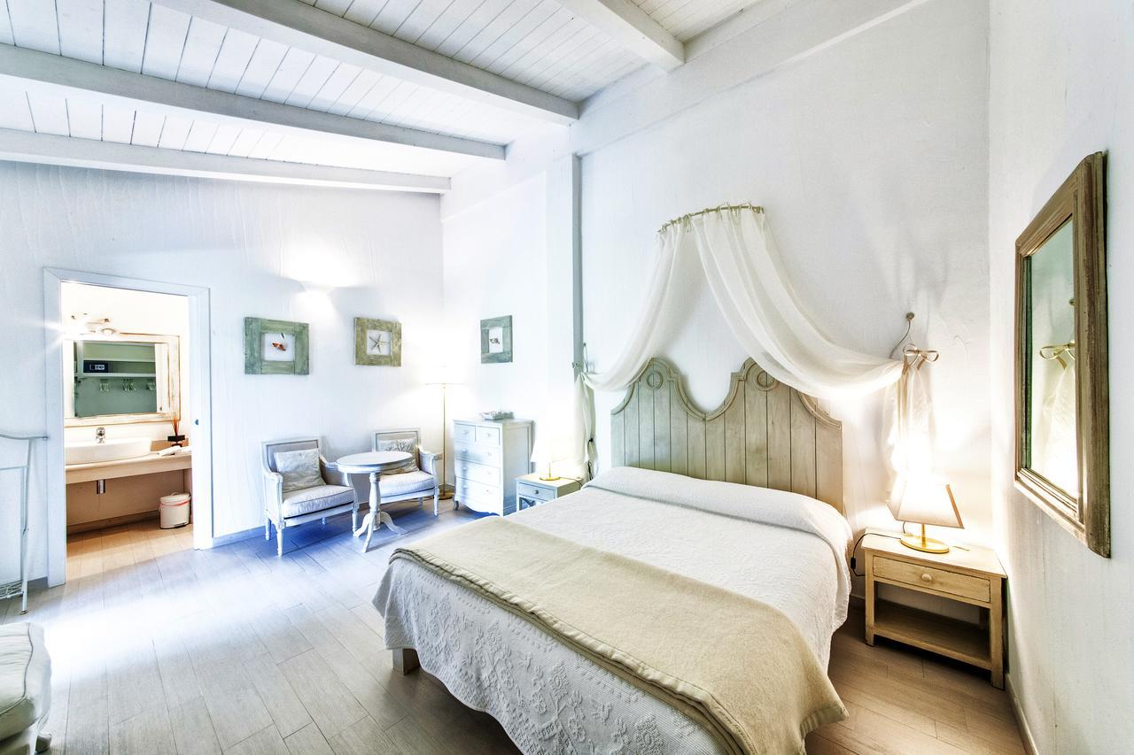 Cento Ulivi B&B Golfo Aranci Εξωτερικό φωτογραφία